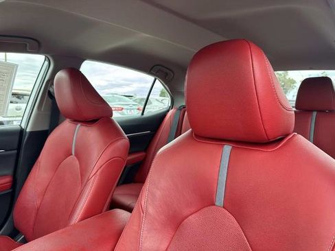 Used 2019 Toyota Camry XSE w/ Navigation Package FWD image 22