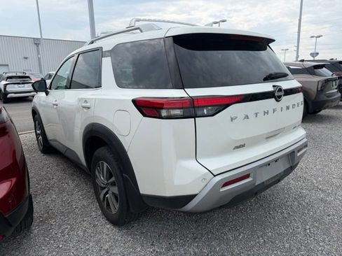 Certified 2024 Nissan Pathfinder SL w/ Cargo Package AWD/4WD image 6