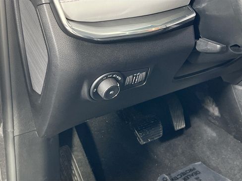 Used 2022 Jeep Compass Limited AWD/4WD image 10