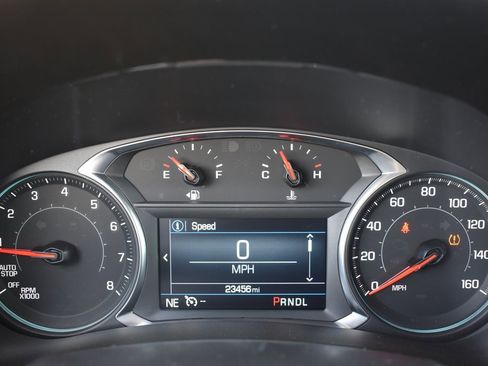 Used 2024 Chevrolet Equinox RS w/ LPO, Floor Liner Package image 11