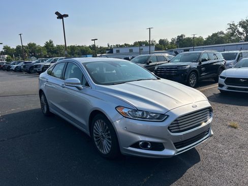 Used 2015 Ford Fusion Titanium AWD/4WD image 3