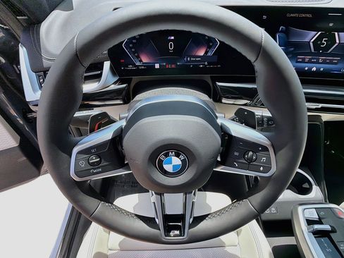 New 2026 BMW X1 xDrive28i w/ Technology Package AWD/4WD image 39