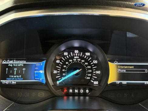 Used 2017 Ford Edge Titanium image 22