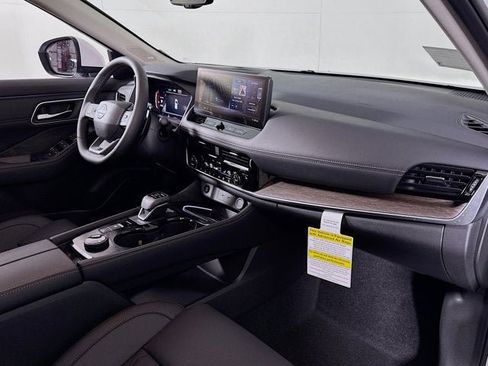 New 2026 Nissan Rogue Platinum w/ Tech Package image 26