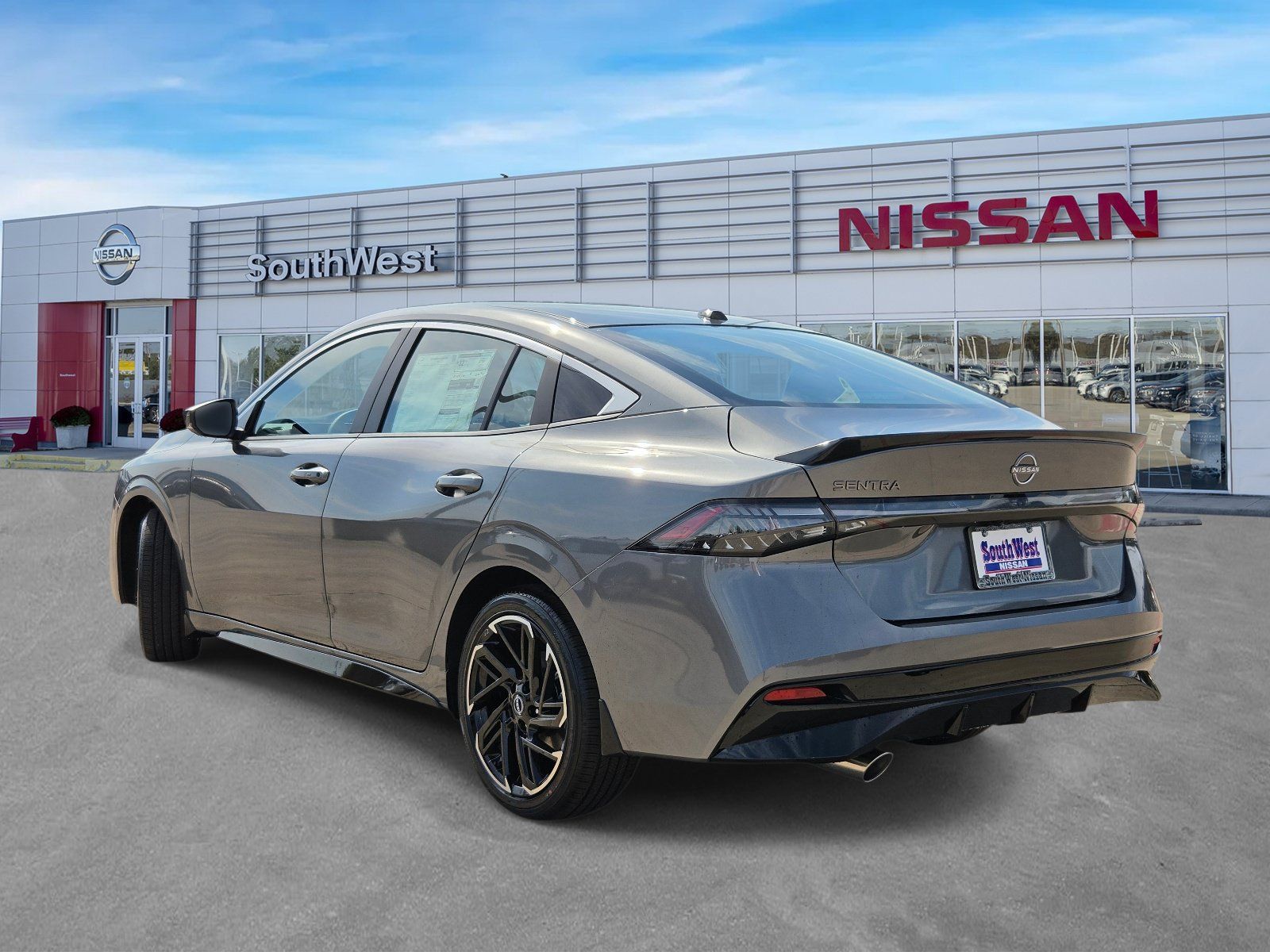 New 2027 Nissan Sentra SR FWD image 7