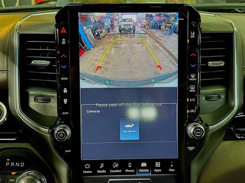 New 2026 RAM 1500 Laramie AWD/4WD image 24