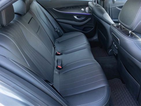 Used 2018 Mercedes-Benz E 300 E 300 image 19