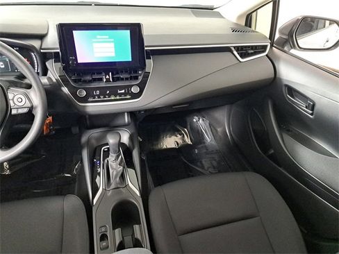 Used 2026 Toyota Corolla XLE image 17