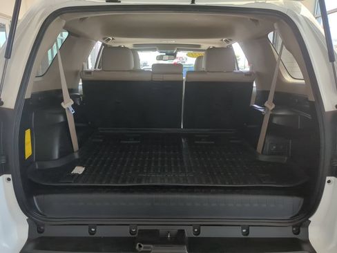 Used 2021 Toyota 4Runner SR5 Premium w/ Moonroof Package AWD/4WD image 7