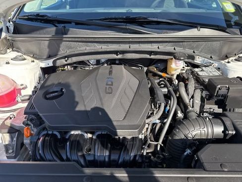 Certified 2025 Hyundai Tucson SEL AWD/4WD image 23