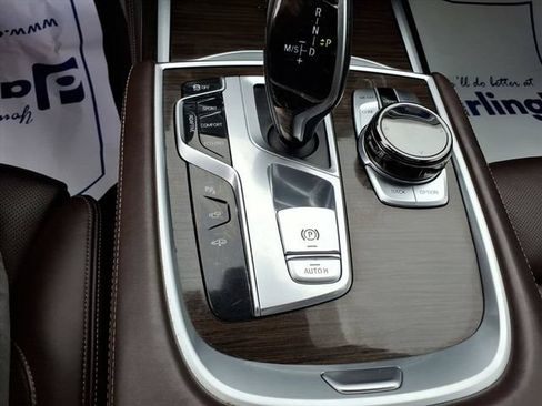 Used 2016 BMW 750i xDrive AWD/4WD image 20