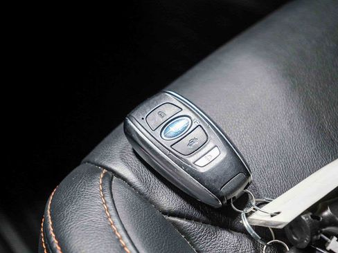 Used 2020 Subaru Crosstrek 2.0i Limited w/ Moonroof Package w/Navigation image 32