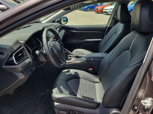 Used 2024 Toyota Camry SE w/ Convenience Package FWD image 14
