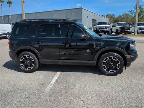 Used 2022 Ford Bronco Sport Outer Banks w/ Tech Package image 3
