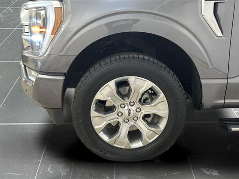 Used 2023 Ford F150 Platinum image 17
