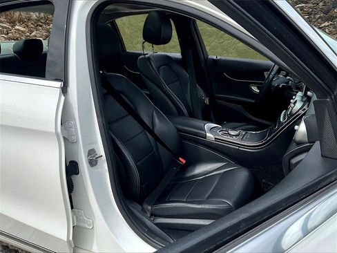 Used 2017 Mercedes-Benz C 300 4MATIC Sedan w/ Premium 2 Package image 7