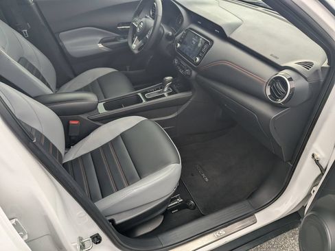 Certified 2021 Nissan Kicks SR w/ SR Premium Package FWD image 12