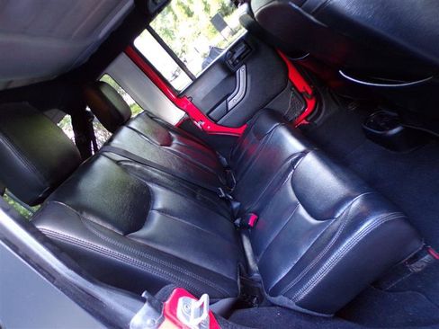 Used 2013 Jeep Wrangler Unlimited Sport AWD/4WD image 22