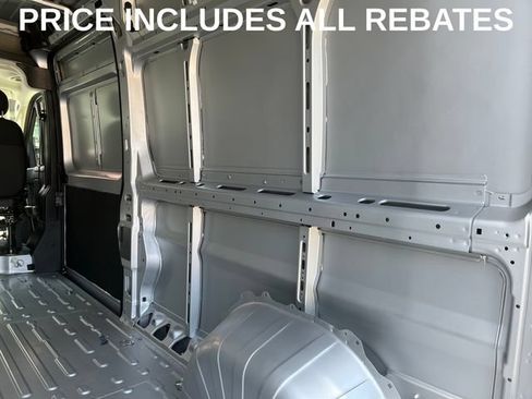 New 2026 RAM ProMaster 2500 w/ Premium Convenience Group FWD image 10