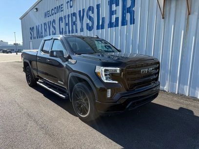 Used 2021 GMC Sierra 1500 Elevation w/ LPO, Elevation Black Package