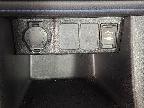 Used 2017 Toyota Corolla SE image 21