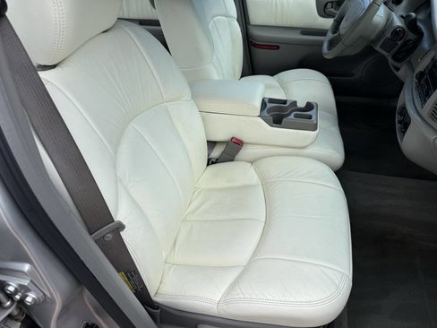 Used 2003 Buick Century Custom w/ Preferred Equipment Group 1SB FWD image 12
