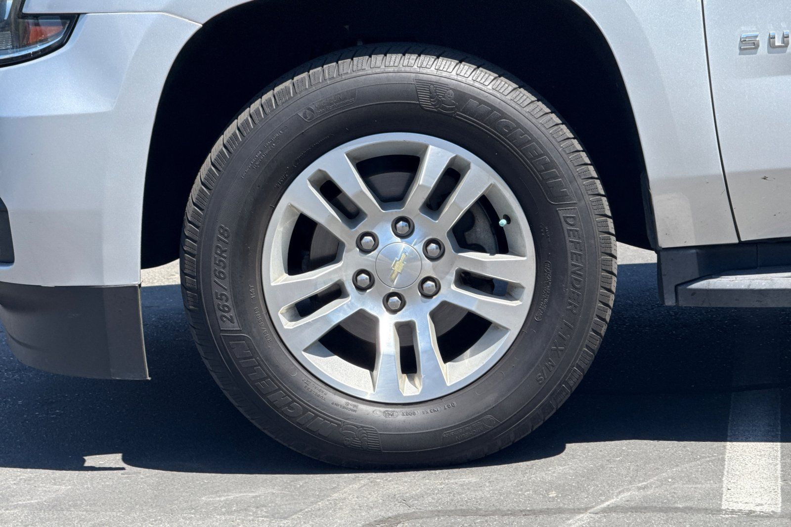 Used 2019 Chevrolet Suburban LT w/ Luxury Package AWD/4WD image 37
