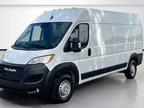 Used 2025 RAM ProMaster 3500 w/ Convenience Group FWD image 3