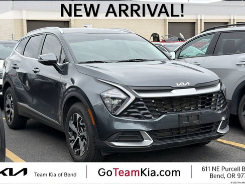 Used 2023 Kia Sportage EX image 1