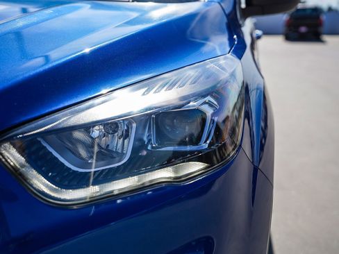 Used 2019 Ford Escape SE image 5