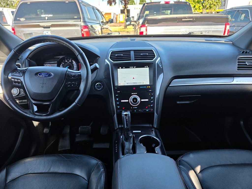 Used 2019 Ford Explorer Sport AWD/4WD image 5