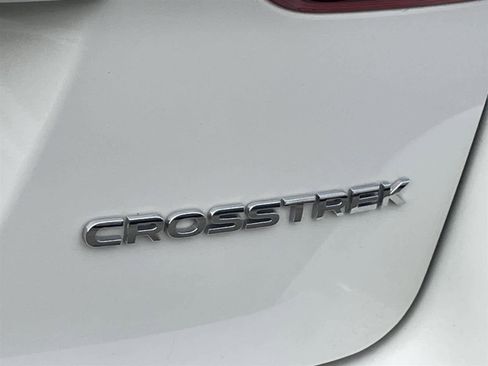 Used 2023 Subaru Crosstrek 2.0i image 10