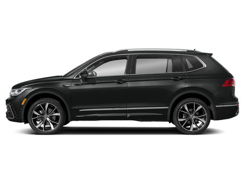 Certified 2024 Volkswagen Tiguan SEL R-Line image 3