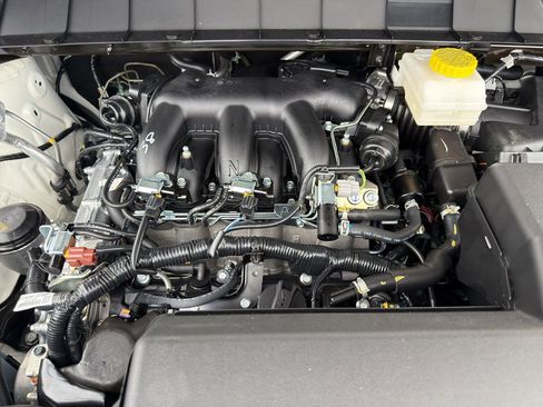 New 2026 Nissan Pathfinder Platinum image 11