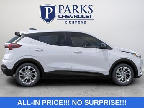 New 2027 Chevrolet Bolt LT w/ Comfort Package FWD image 8