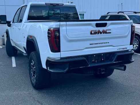 Used 2025 GMC Sierra 2500 AT4X AWD/4WD image 8