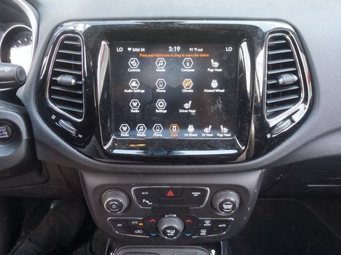 Used 2019 Jeep Compass Limited w/ Safety & Security Group AWD/4WD image 11