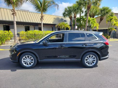 Used 2023 Honda CR-V EX image 9