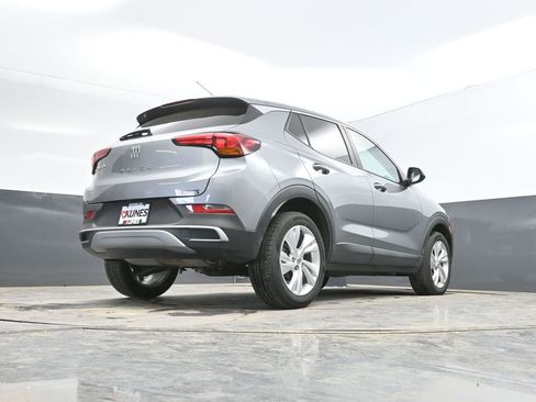 Used 2025 Buick Encore GX Preferred AWD/4WD image 37