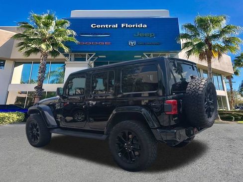 Used 2021 Jeep Wrangler Unlimited Sahara AWD/4WD image 7
