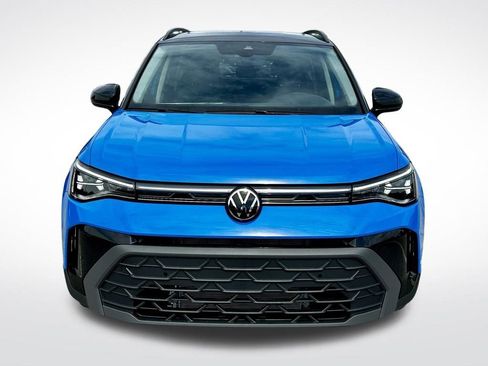 Used 2025 Volkswagen Taos SE image 8