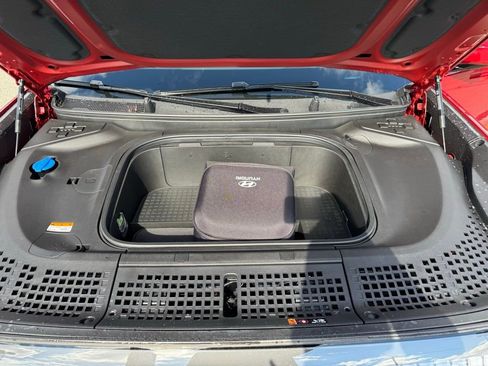 New 2026 Hyundai Ioniq 9 Limited image 10