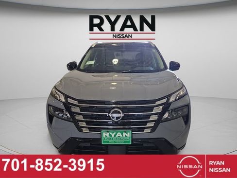 New 2026 Nissan Rogue Platinum AWD/4WD image 12