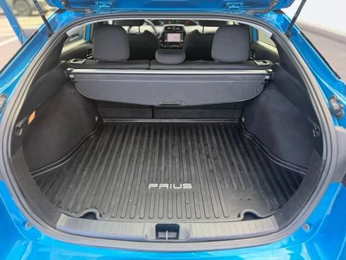 Used 2022 Toyota Prius LE AWD/4WD image 21