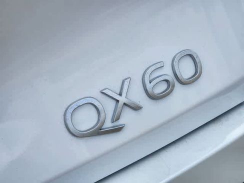 Certified 2026 INFINITI QX60 Luxe w/ Cargo Package FWD image 7