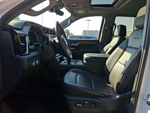 Used 2023 GMC Sierra 1500 Denali w/ Denali Reserve Package image 13