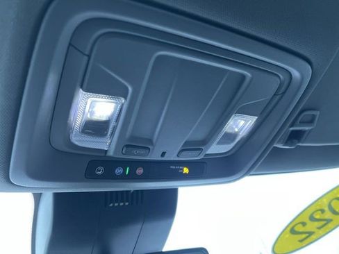 Used 2022 Chevrolet Silverado 1500 RST image 34