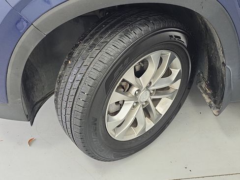 Used 2020 Hyundai Santa Fe SE image 29