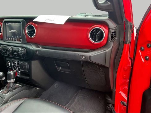 Used 2023 Jeep Gladiator Rubicon w/ LED Lighting Group AWD/4WD image 18