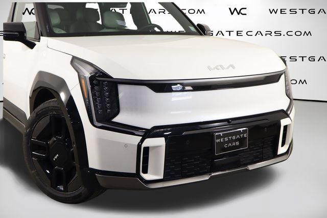 Certified 2024 Kia EV9 GT-Line AWD/4WD image 48